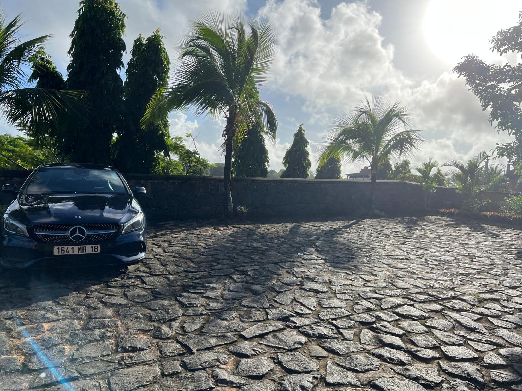 Villa In Port Chambly ,Mauritius Terre Rouge  Eksteriør bilde